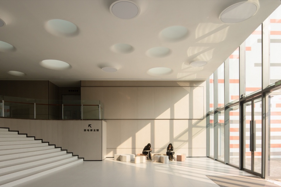 Li Xuerui Public Fitness Center by Welive Architects
