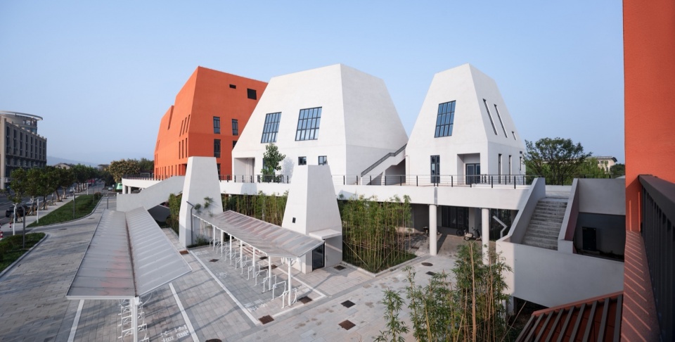 Huzhou Daixi Culture Sports and Commercial Complex by Minax Architecture