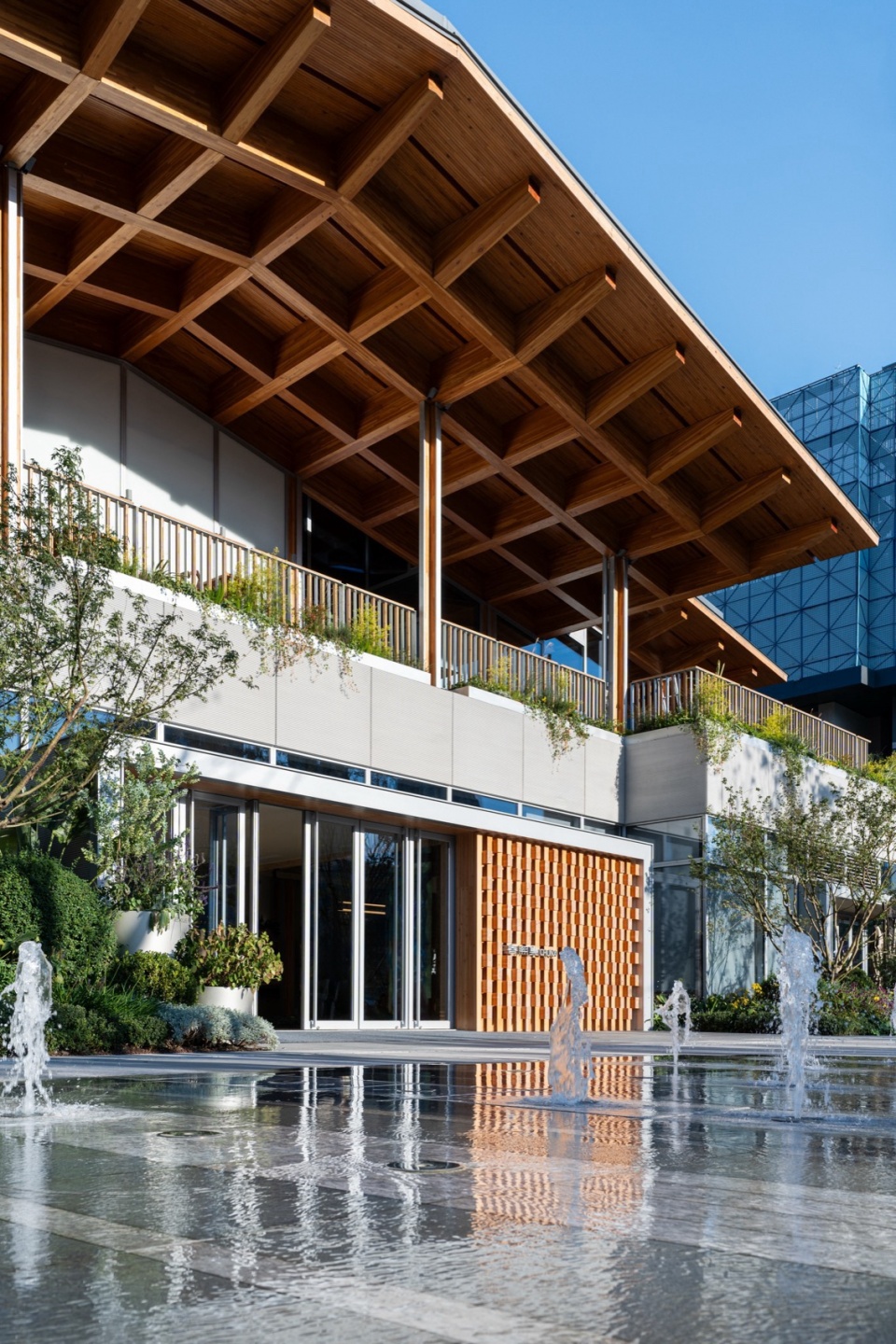 CHUNXI Marketplace and GULANG Gymnasium NEXUS Jiading Shanghai by Atelier Z