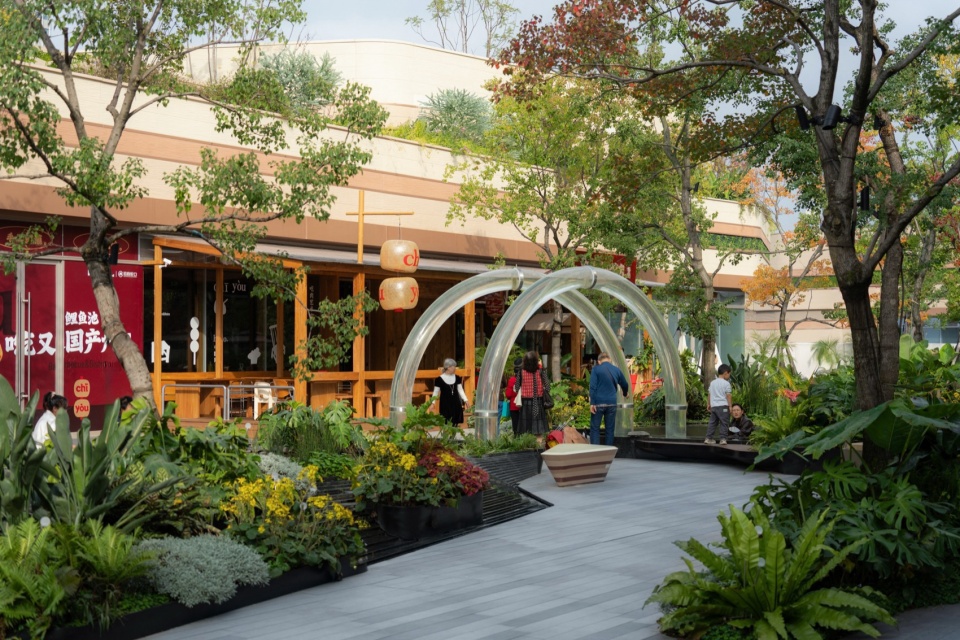 The Ring Garden City Commercial Complex Chongqing by WTD