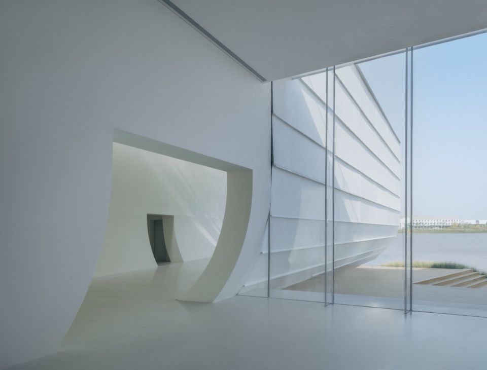 Chenhu Wetland Art Center by Trace Architecture Office
