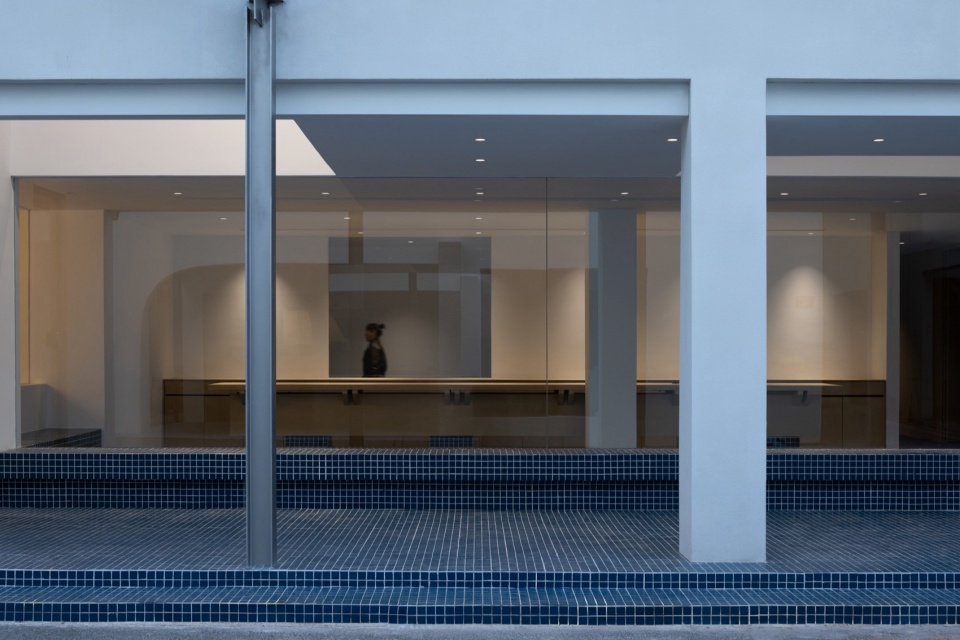 Heyi office by DEPARTURE DESIGN STUDIO