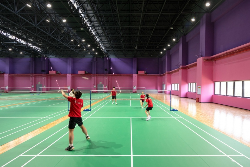Li Xuerui Public Fitness Center by Welive Architects