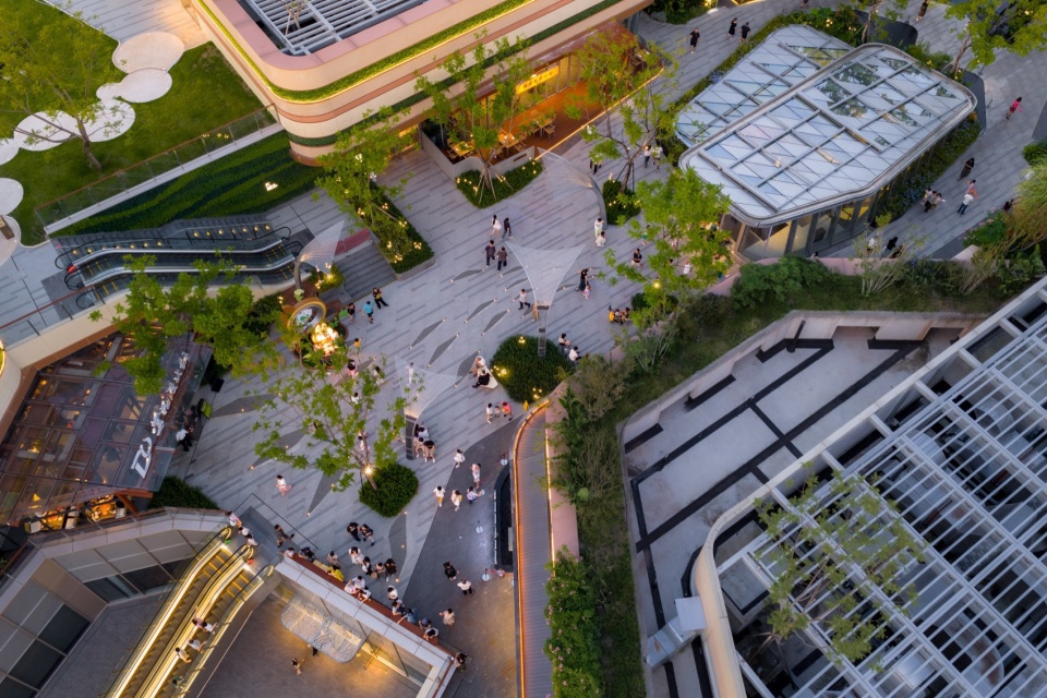 The Ring Garden City Commercial Complex Chongqing by WTD