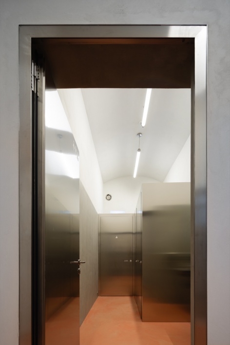 library in cerveny kostelec by papundekl architekti