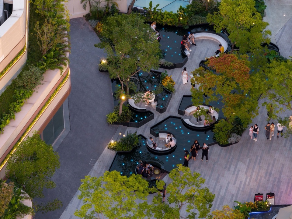The Ring Garden City Commercial Complex Chongqing by WTD