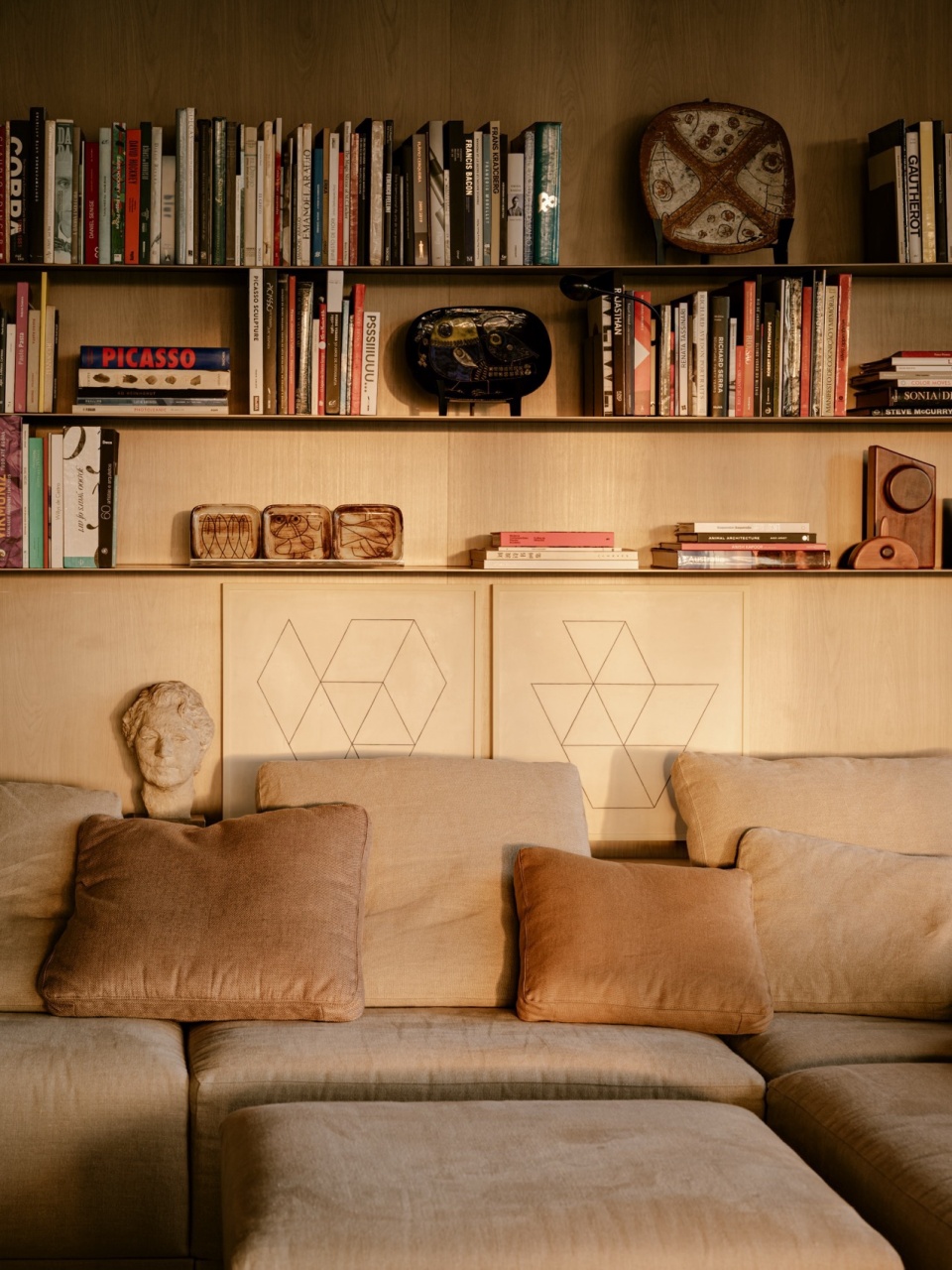 AC Apartment by Studio Arthur Casas
