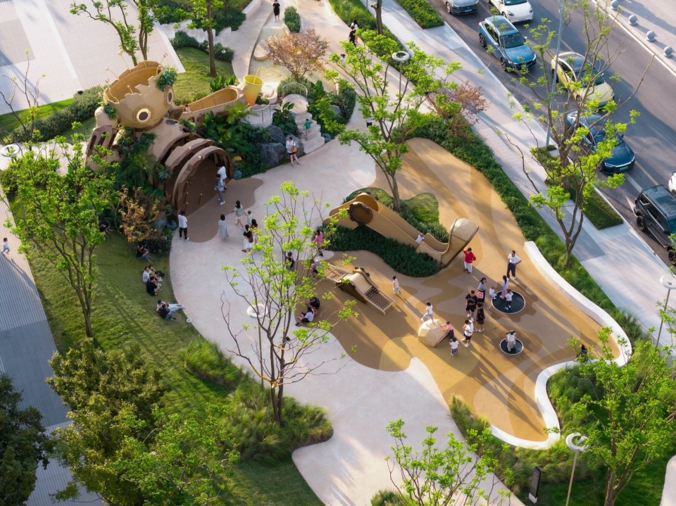 The Ring Garden City Commercial Complex Chongqing by WTD