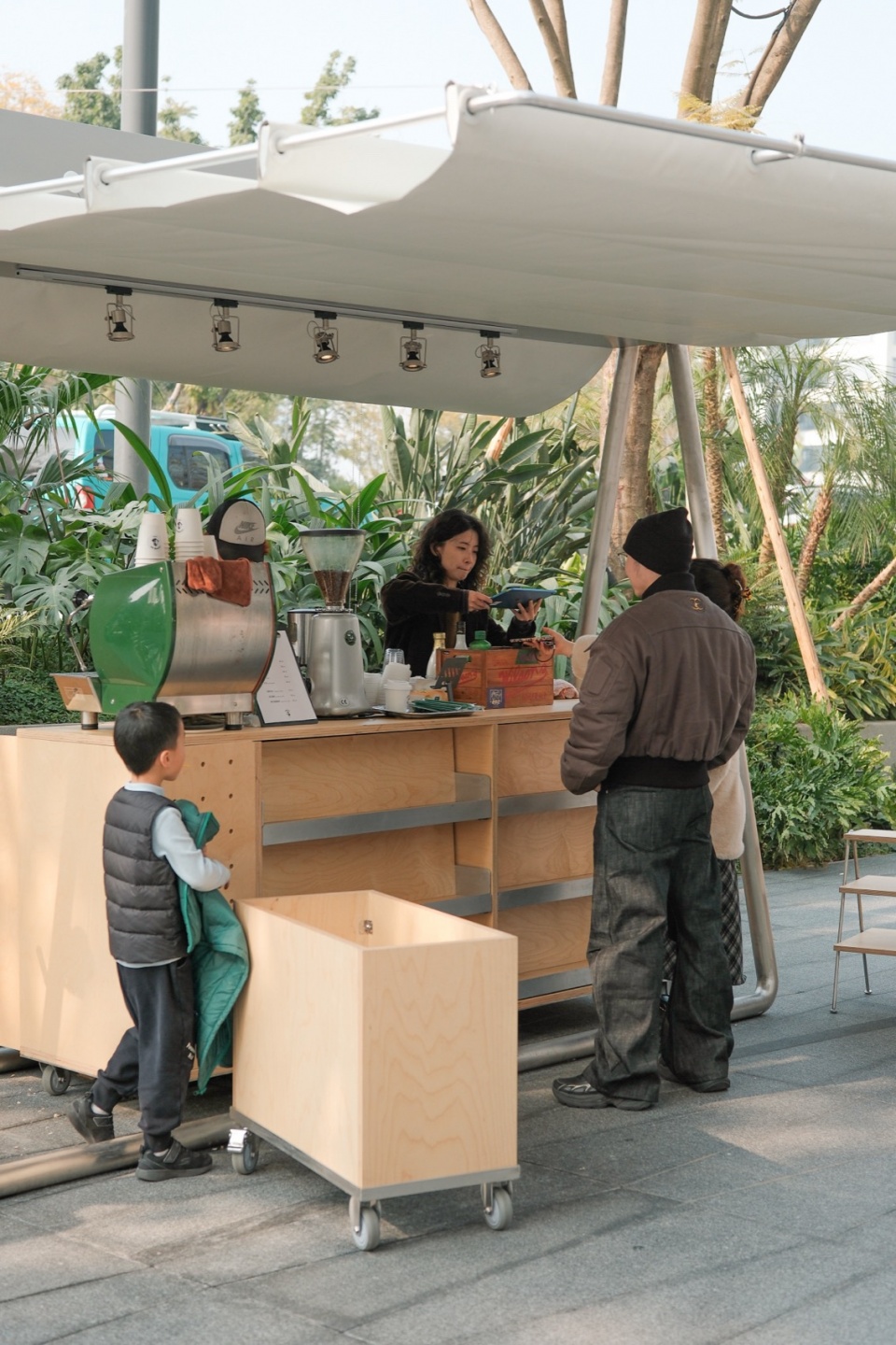 rivers and pebbles table table project 2 0 public funiture and pop up store design by xbtw office