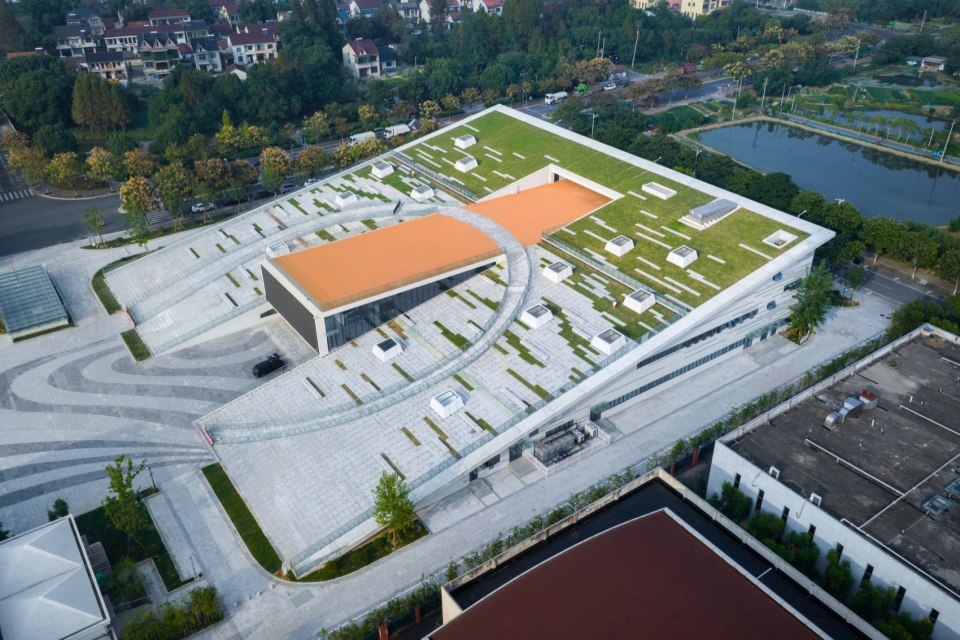 Huzhou Daixi Culture Sports and Commercial Complex by Minax Architecture