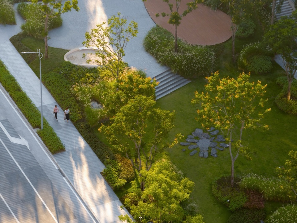 The Ring Garden City Commercial Complex Chongqing by WTD