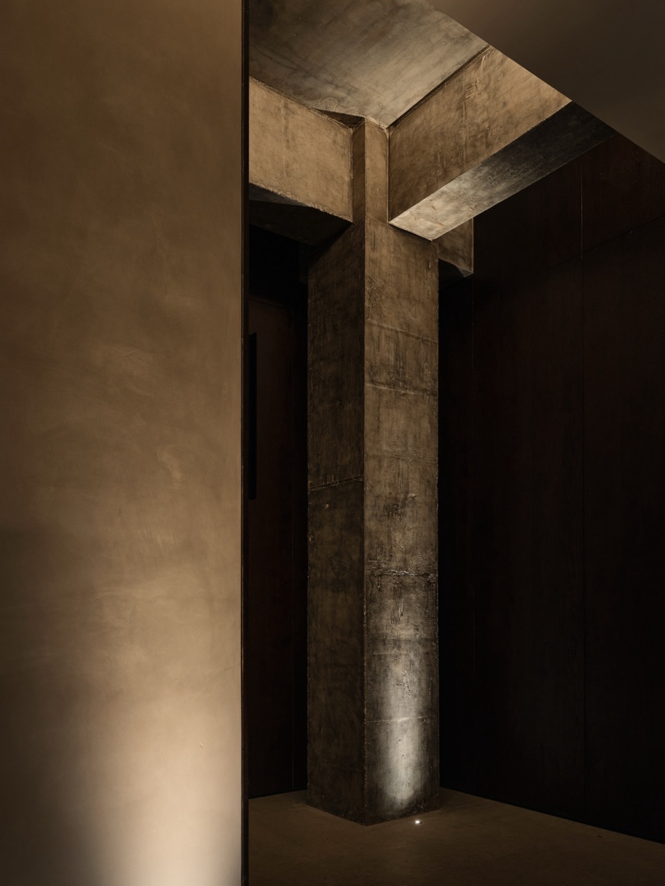 MOSS Restaurant by Studio8 Architects