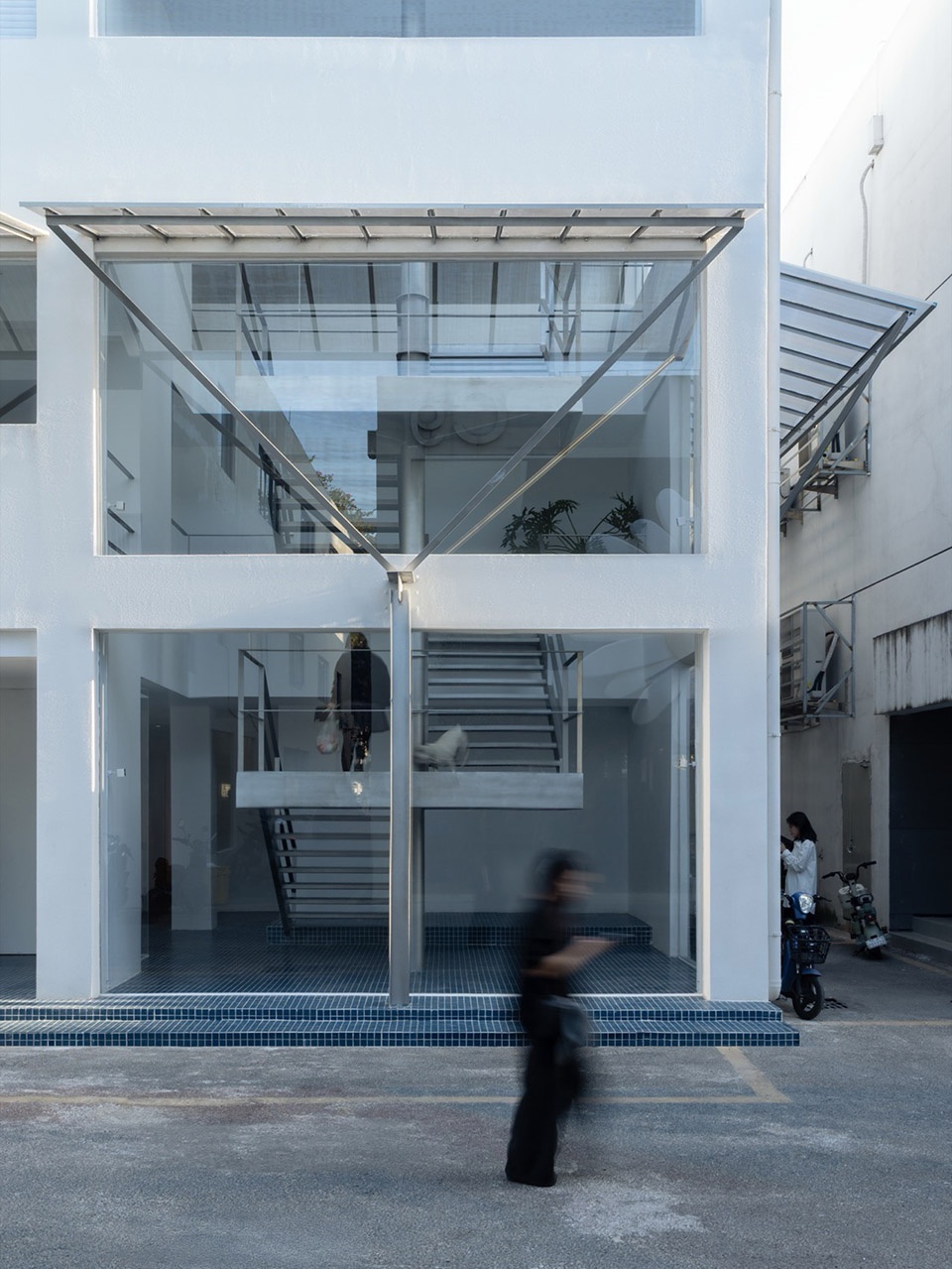 Heyi office by DEPARTURE DESIGN STUDIO