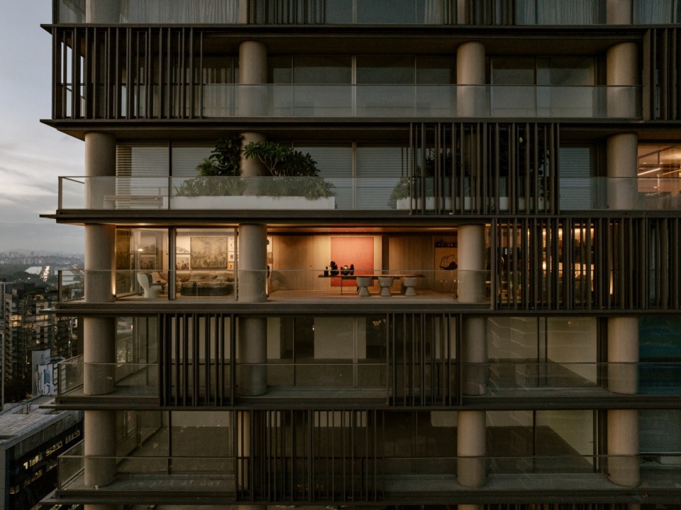 AC Apartment by Studio Arthur Casas
