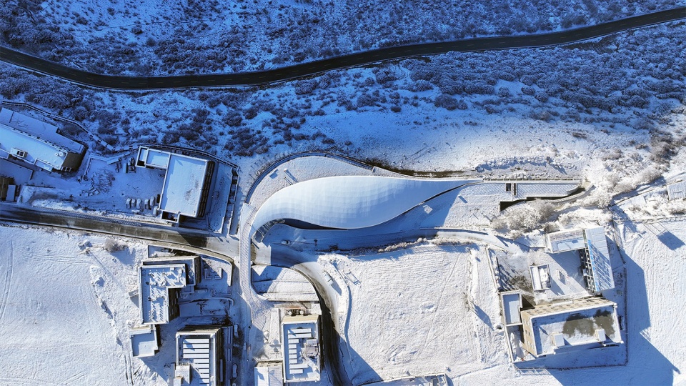 图7 博物馆雪景 Museum Snow Scene(摄影:尹庆华) 拷贝 6m1