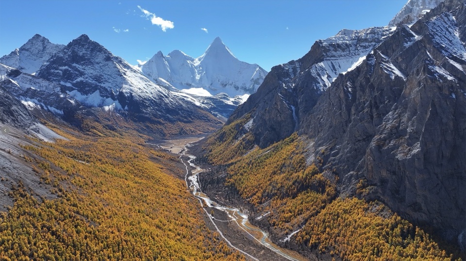 Daocheng County Yading Village Protection and Restoration Plan by CSWADI