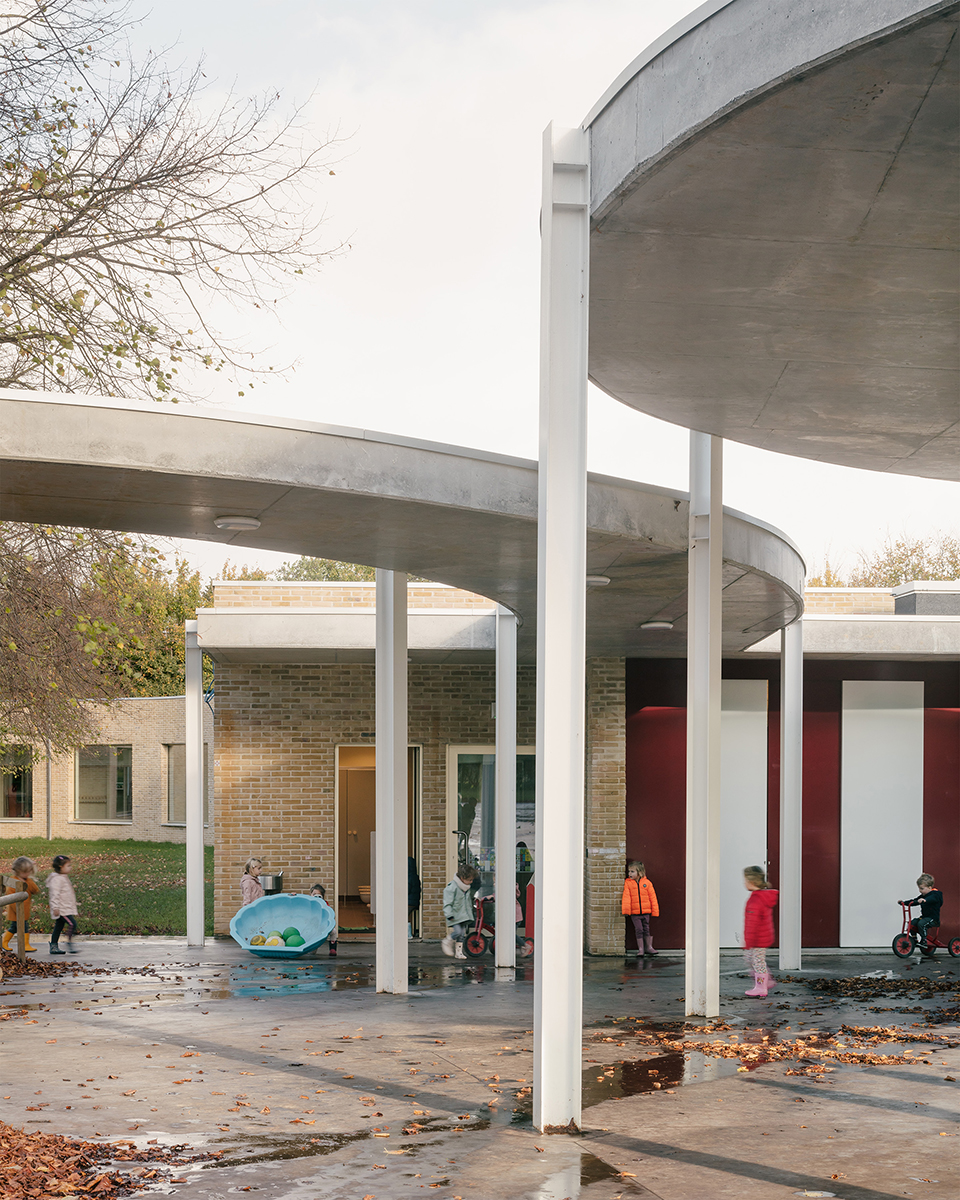 Infant classes and playgrounds in Dilbeek