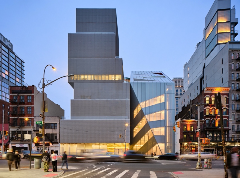 New expansion connected to the existing museum at 235 Bowery by OMA