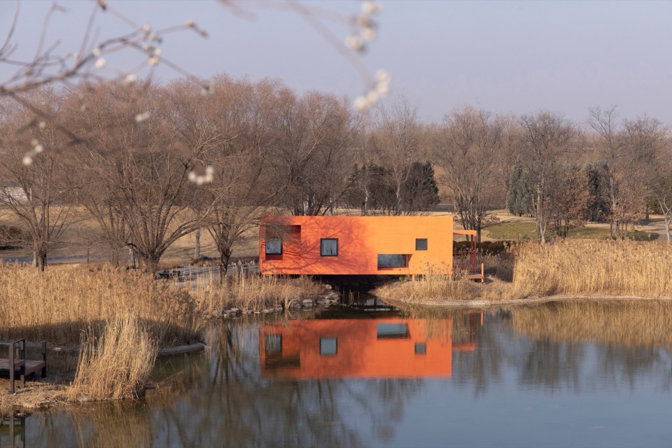 Red Bridge Cabin Wild Home by Wiki World Advanced Architecture Lab