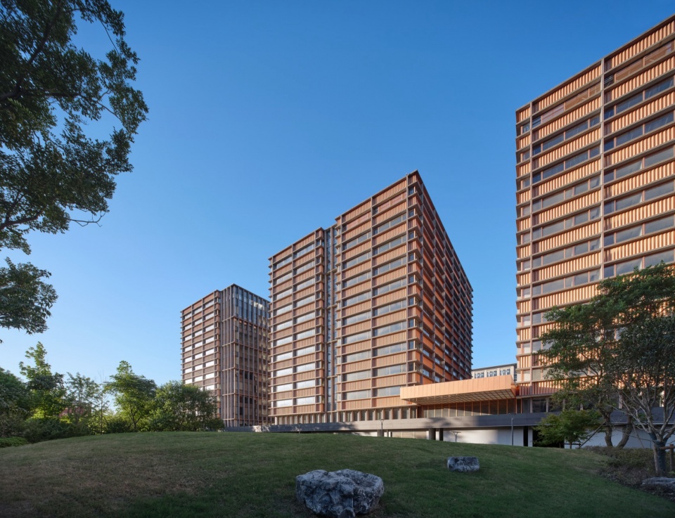 Shanghong Business Center Shanghai Modern Automobile Service Industry Agglomeration Putuo Shanghai by Atelier Z