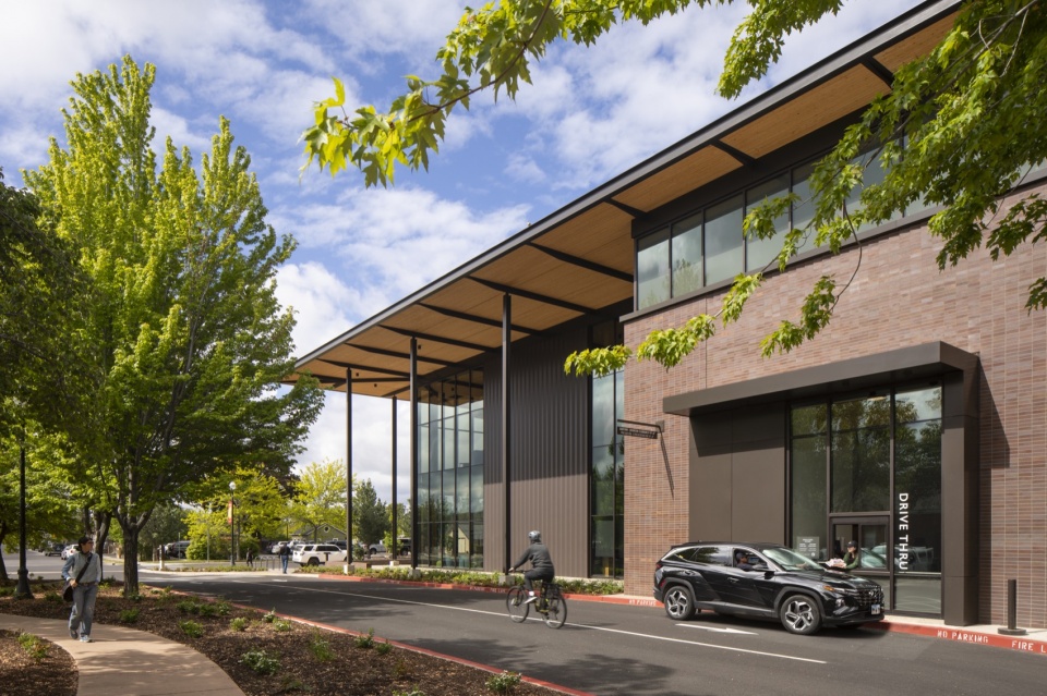 new oregon library by miller hull