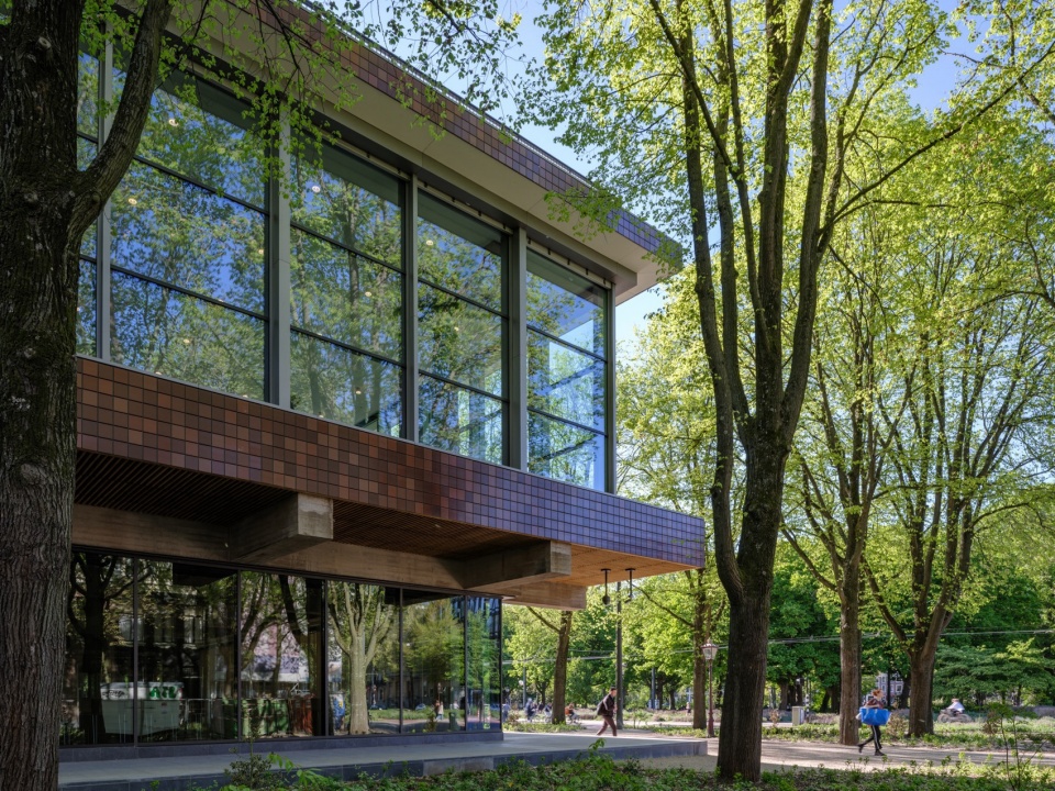 De Nederlandsche Bank Amsterdam by Mecanoo