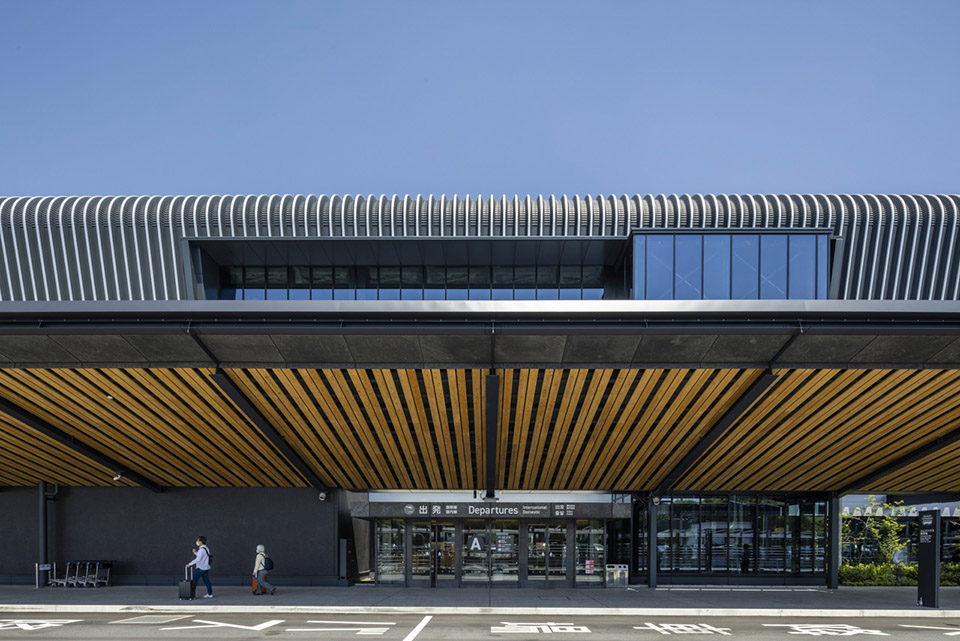 Kumamoto Airport Passenger Terminal Building