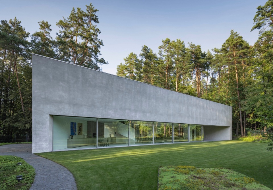 Trim House by KWK Promes