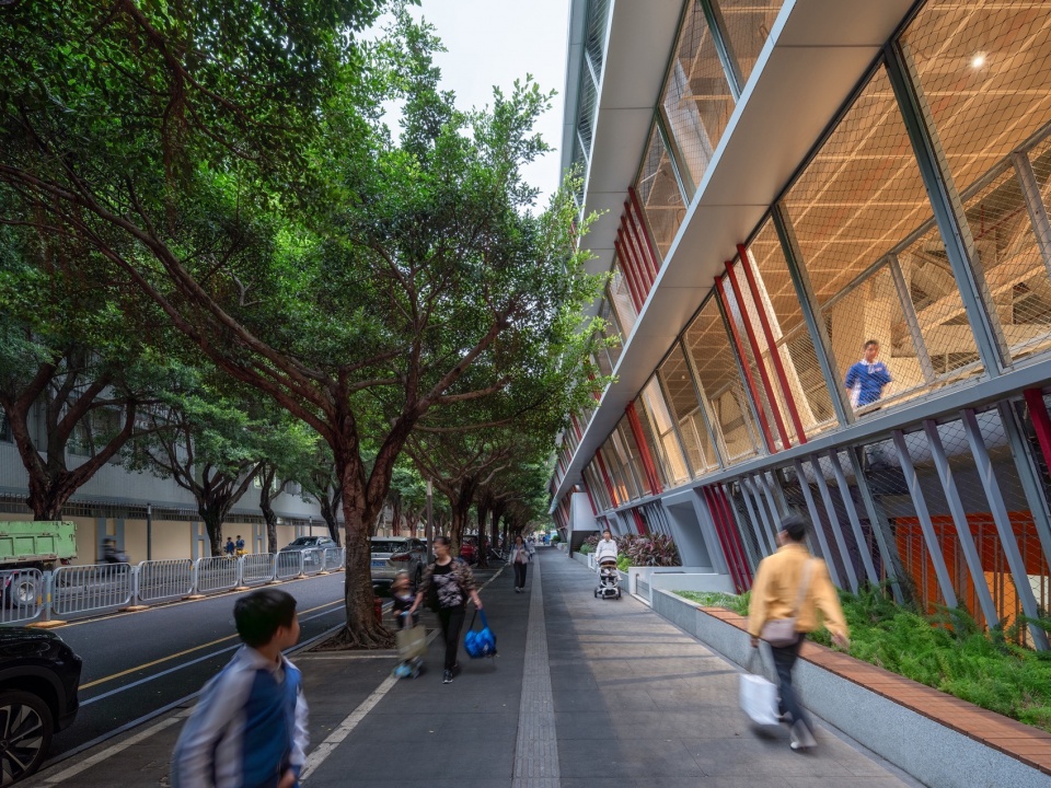 Intervention of Hongling Middle School Shixia Campus by Tumushi Architects