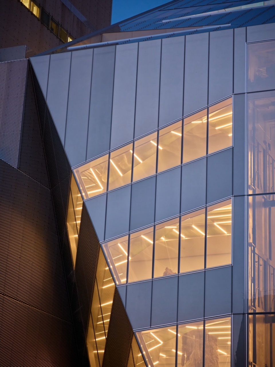 New expansion connected to the existing museum at 235 Bowery by OMA