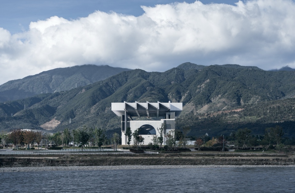 Xichang Jianchuan Film Museum Complex Documentary Film Museum by Tanghua Architect Associates