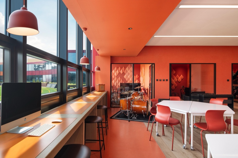 music classrooms at the western academy of beijing by studio vapore