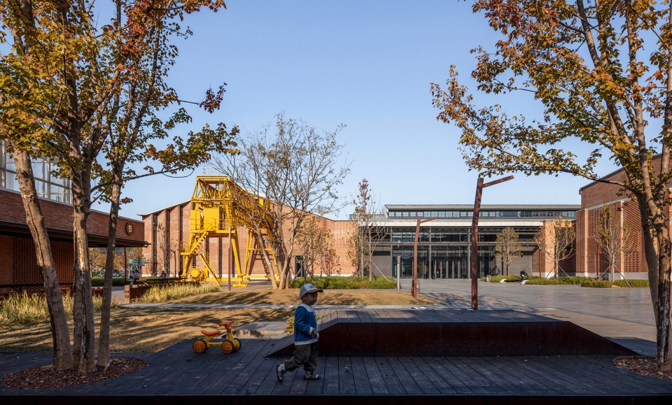 wuhan simeitang railway site cultural park by shuishi