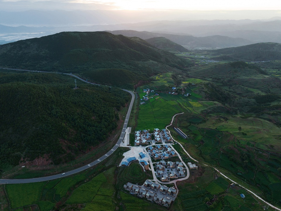 yanmaidi resettlement community by contemplative space architectural design co ltd
