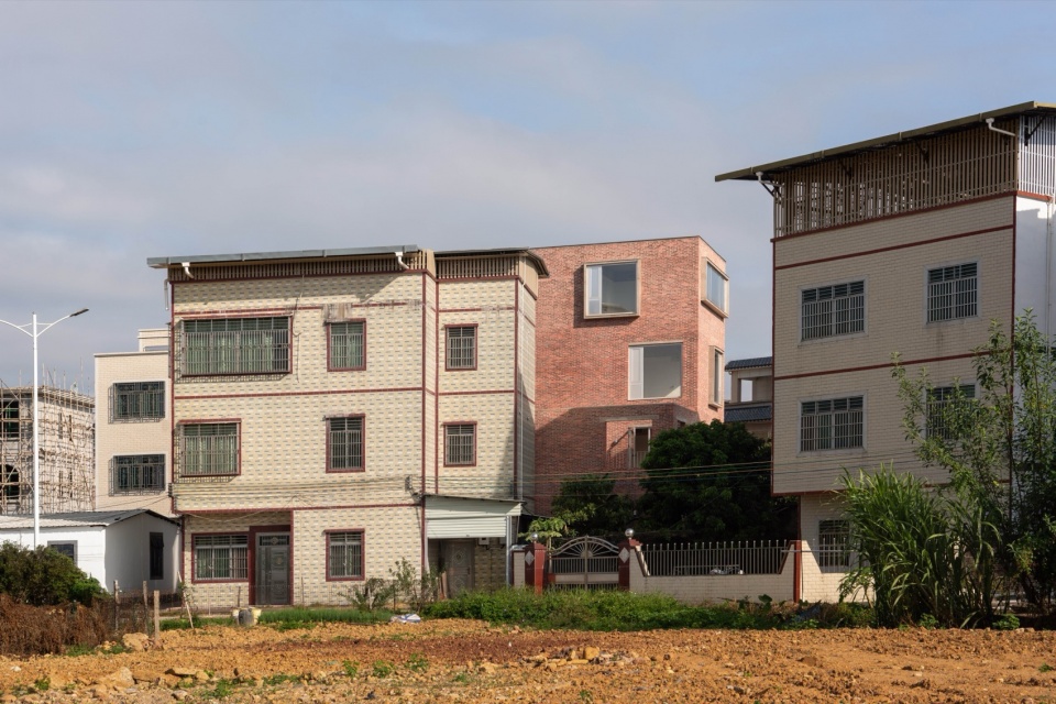 Guangdong Brick House Puqian Town Heyuan Guangdong by WUWU Atelier