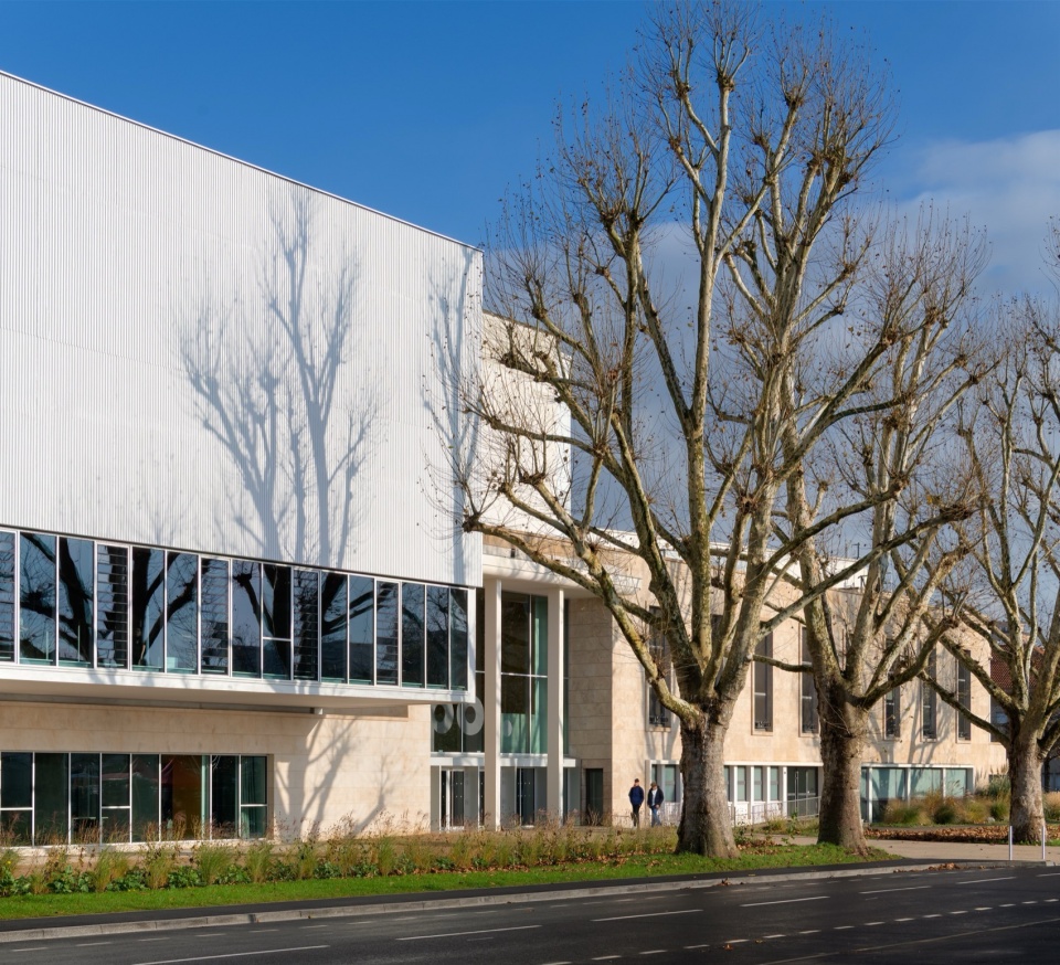 SPOT Multipurpose Sports Centre in Thionville by Dominique Coulon Associes