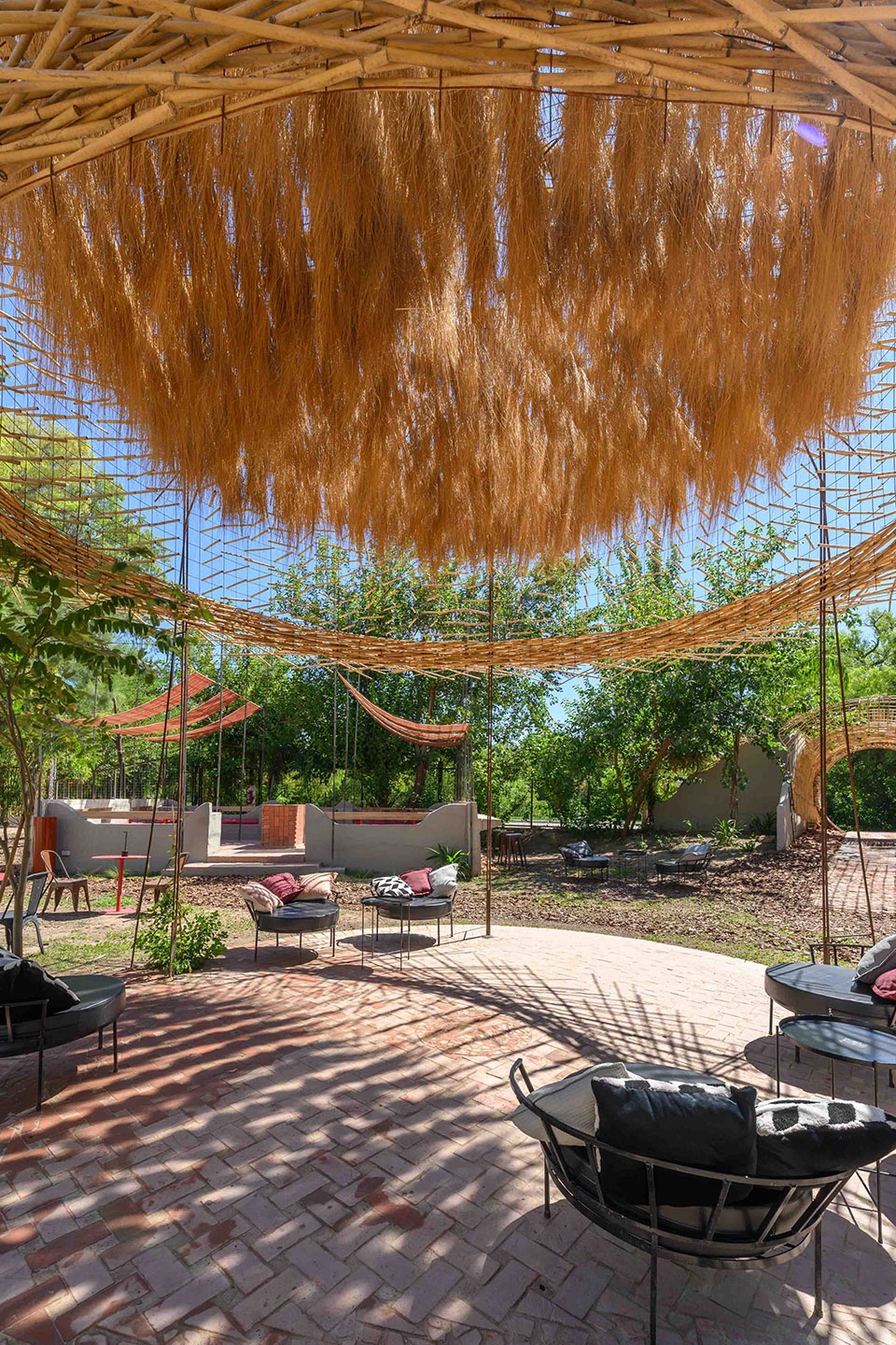 a series of essays to de colonize the territory by efeeme architects