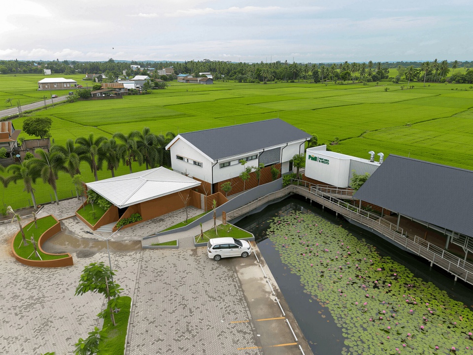 padi rest area by miv architects