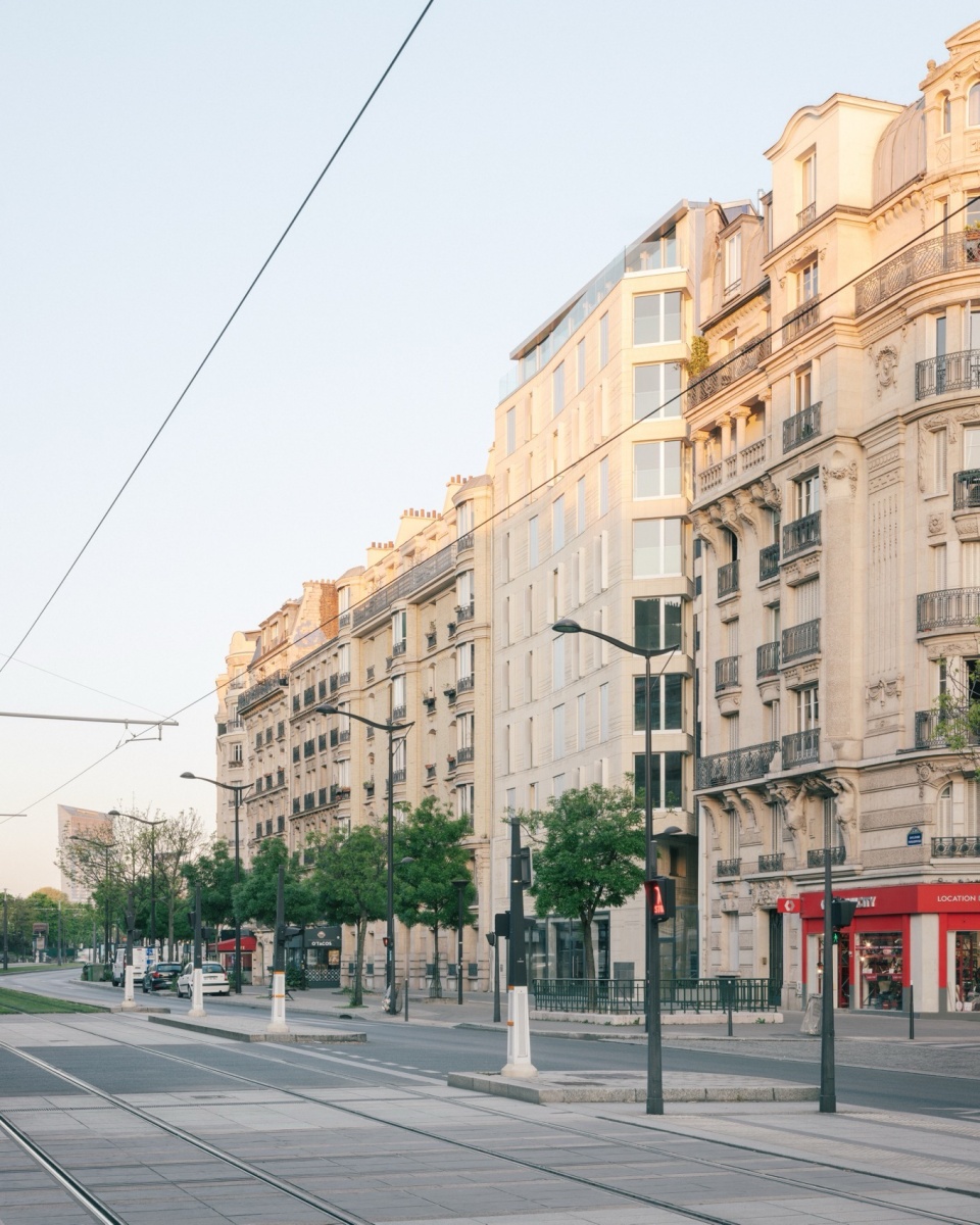 105 Boulevard Poniatowski 12 social housing 1 business premises by MARS Architectes