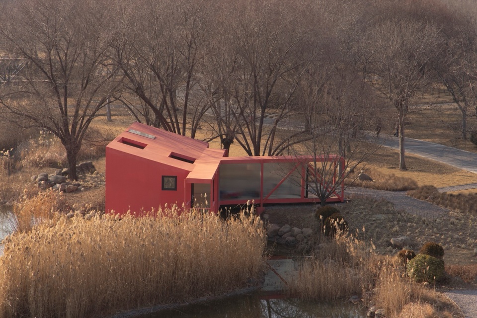 Red Bridge Cabin Wild Home by Wiki World Advanced Architecture Lab