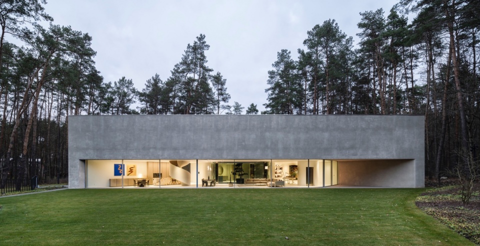 Trim House by KWK Promes