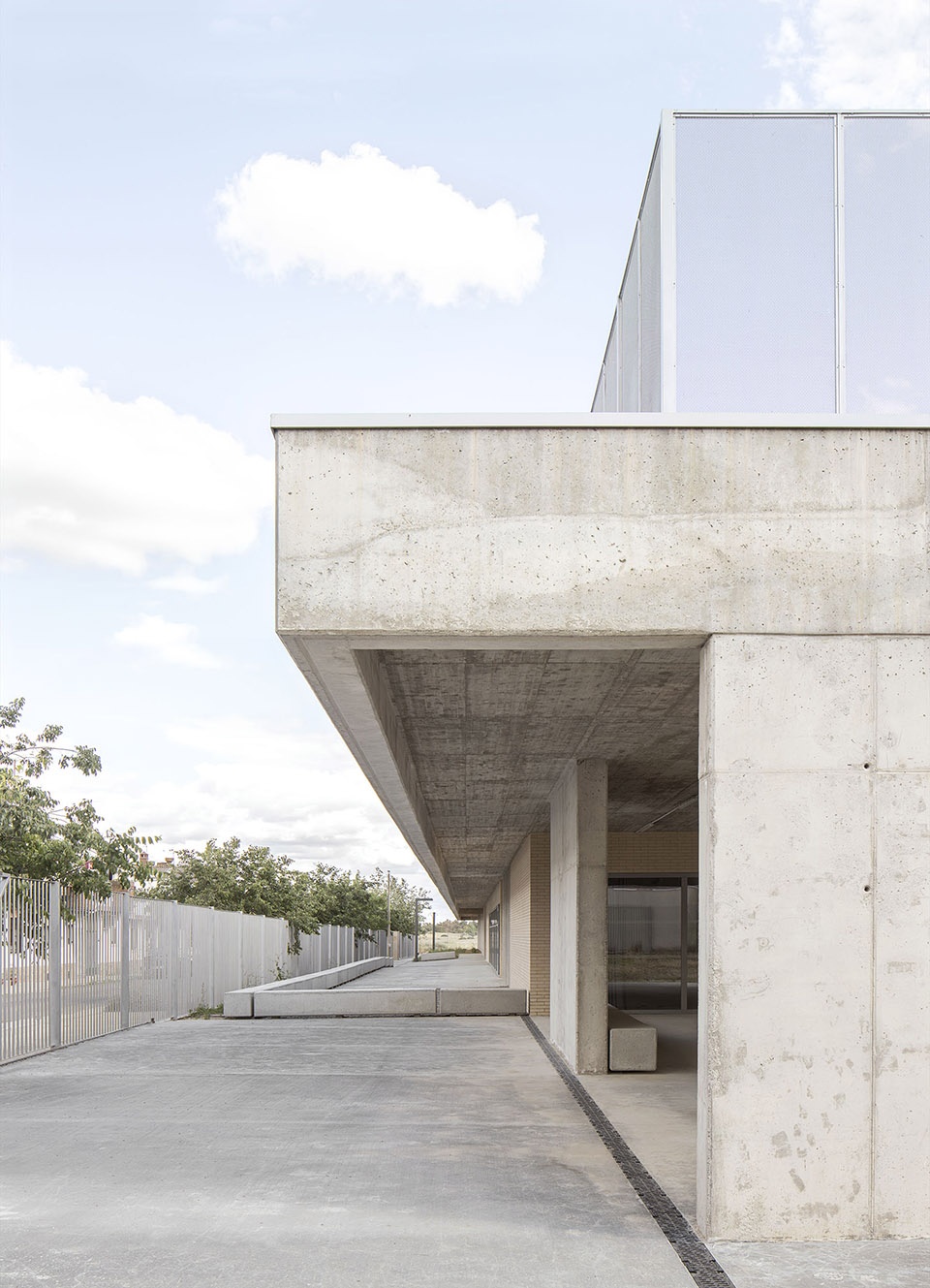 ceip los arcos by paradigma estudio