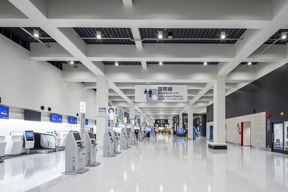 Kumamoto Airport Passenger Terminal Building