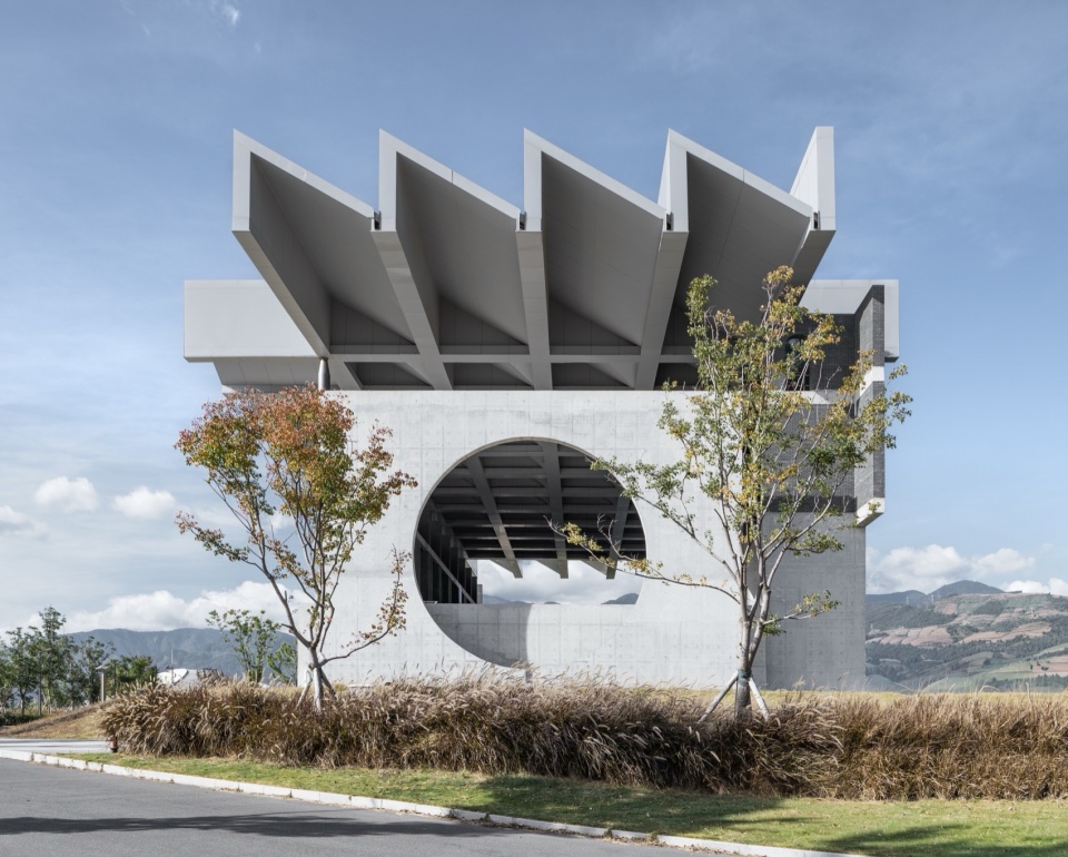 Xichang Jianchuan Film Museum Complex Documentary Film Museum by Tanghua Architect Associates
