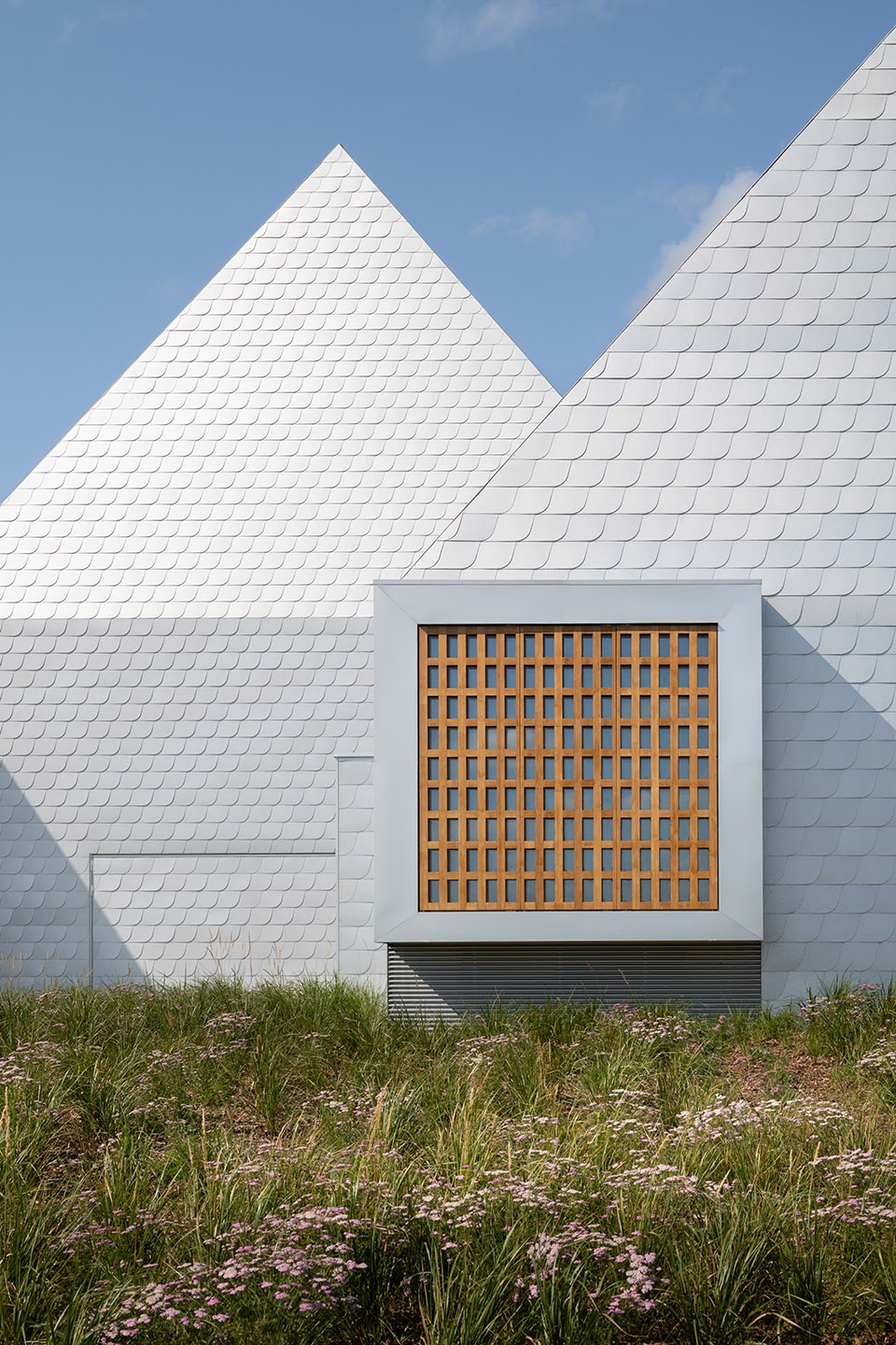 the lost shtetl jewish museum by lahdelma mahlamaki architects