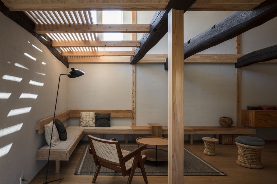 Residence Renovated from Rice Mill