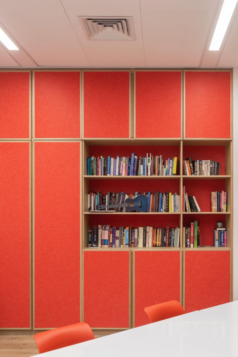 music classrooms at the western academy of beijing by studio vapore