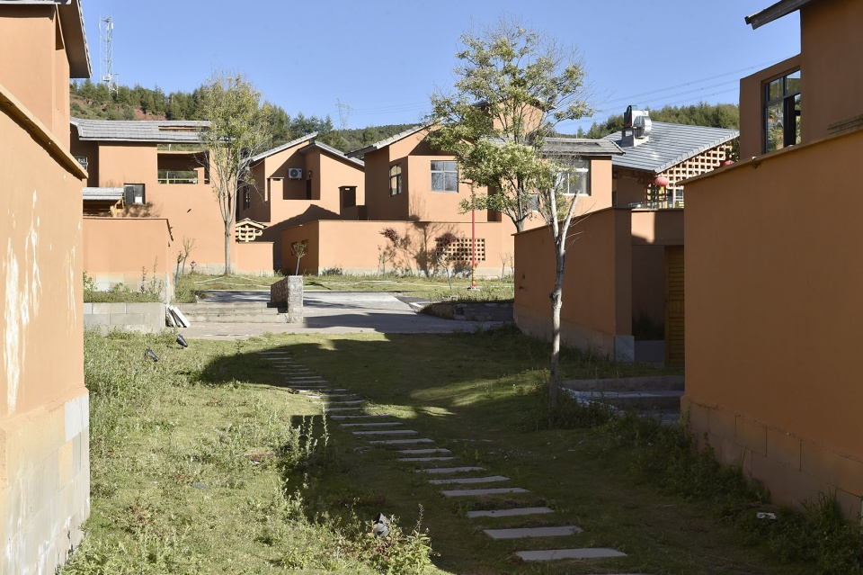 yanmaidi resettlement community by contemplative space architectural design co ltd