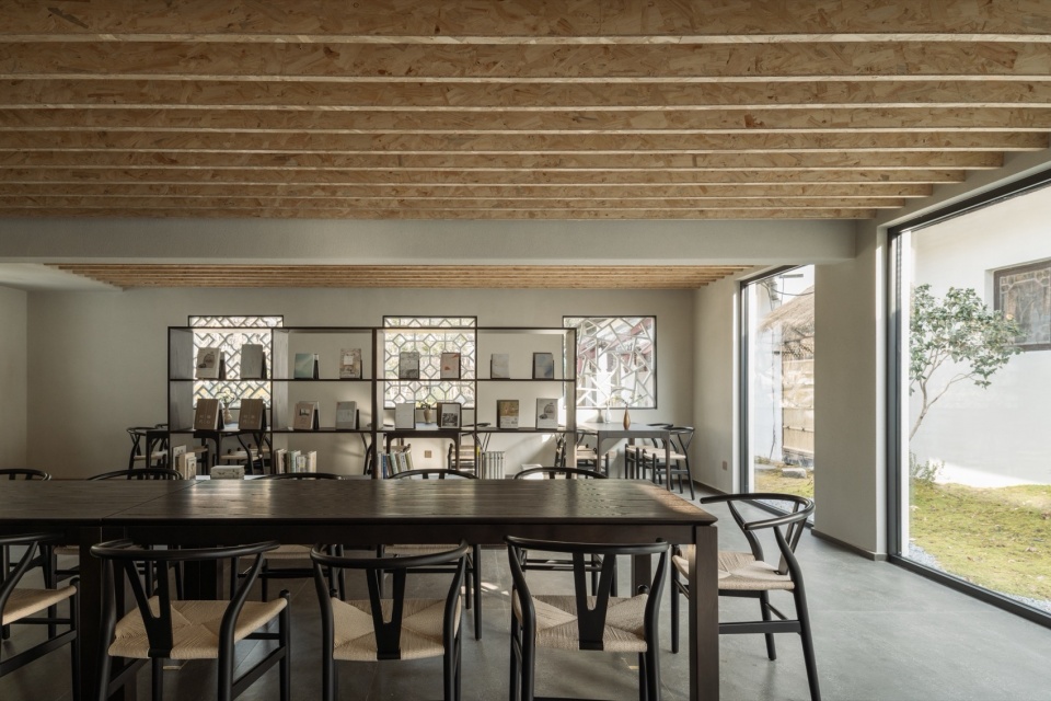 Hanshan Retreat by NOT A Studio