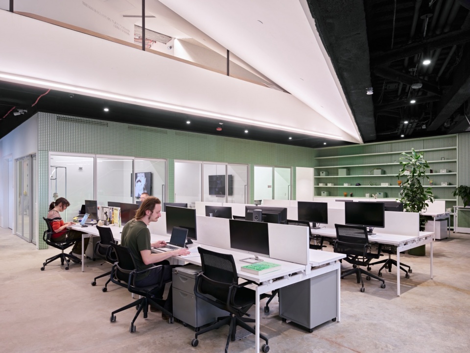 New expansion connected to the existing museum at 235 Bowery by OMA
